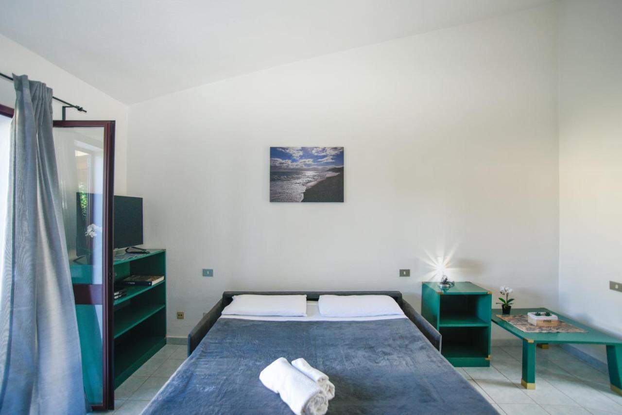 Appartamenti Su Nenneri Bari Sardo Esterno foto
